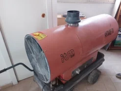 2#7003 Attrezzatura edile e mobili per ufficio