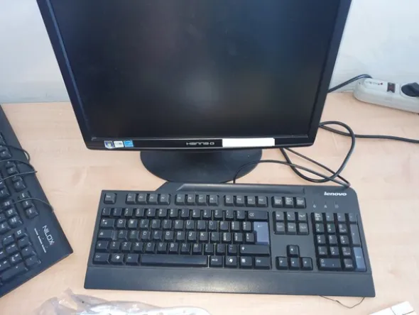3#7810 Attrezzatura elettronica