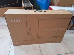 1#8661 Attrezzatura elettronica e arredamento negozio