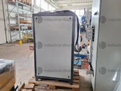11#10261 Attrezzatura elettronica, meccanica, scaffalature