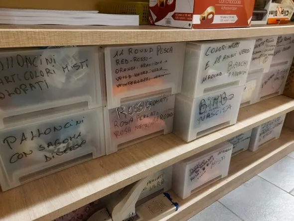 1#6000 Attrezzatura e materiale per copisteria