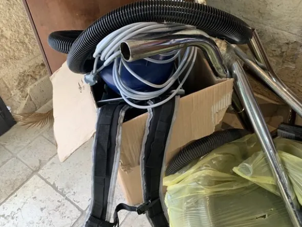 1#6983 Attrezzatura e prodotti per pulizie professionali