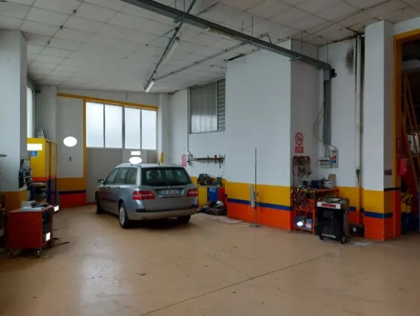 1#8209 Attrezzatura officina meccanica e autovettura Fiat Stilo