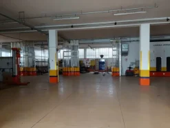 1#8209 Attrezzatura officina meccanica e autovettura Fiat Stilo