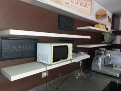 6#8270 Attrezzatura per bar e pasticceria