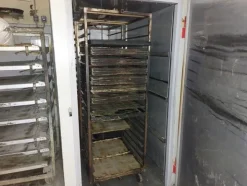 22#8270 Attrezzatura per bar e pasticceria