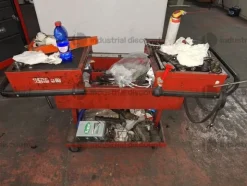 8#9895 Attrezzatura per officina