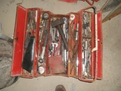 16#7053 Attrezzatura per officina meccanica