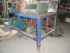 16#7053 Attrezzatura per officina meccanica