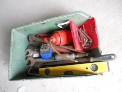 16#7053 Attrezzatura per officina meccanica