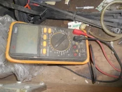 16#7053 Attrezzatura per officina meccanica