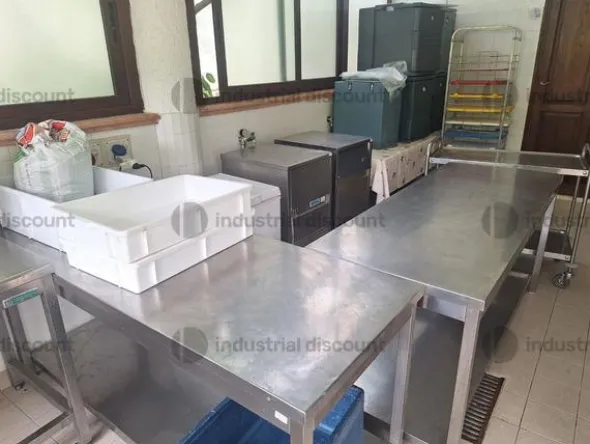 2#9087 Attrezzatura ristorazione