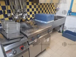 2#9087 Attrezzatura ristorazione
