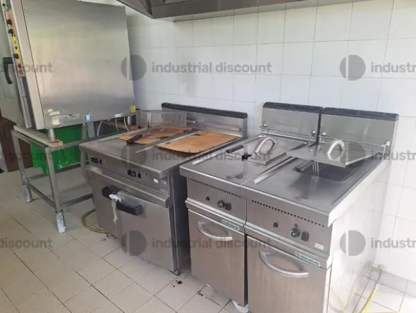 2#9087 Attrezzatura ristorazione