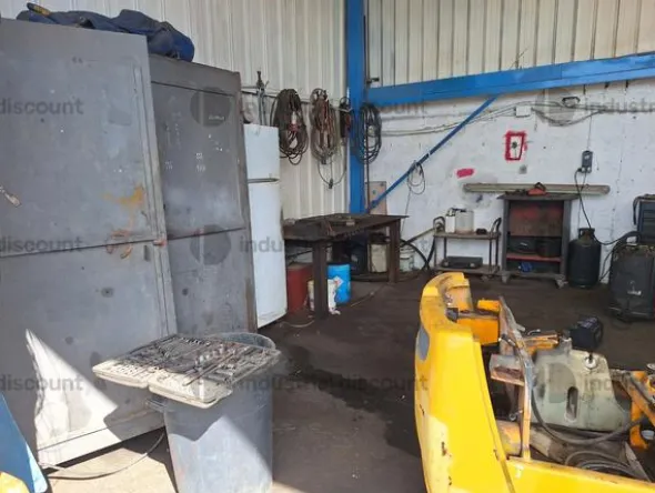 5#9304 Attrezzatura varia per officina