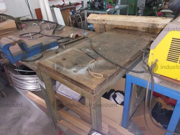 3#9980 Attrezzatura varia per officina