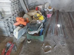 7#10133 Attrezzature da cantiere
