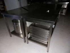 1#8172 Attrezzature ed arredo per ristorazione