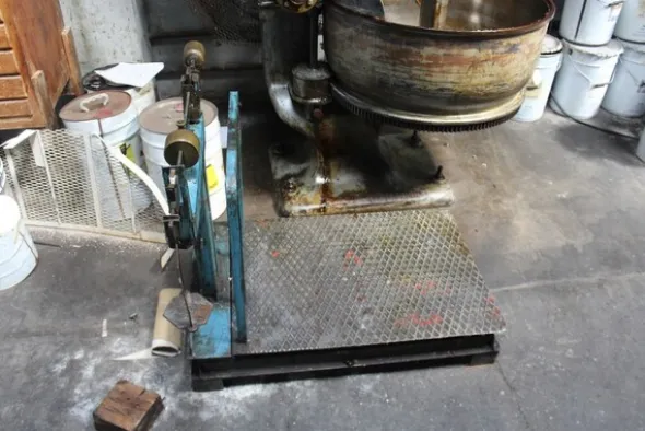 2#7154 Attrezzature e macchinari per imbottigliamento oli industriali
