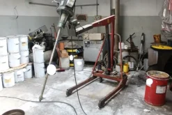 2#7154 Attrezzature e macchinari per imbottigliamento oli industriali