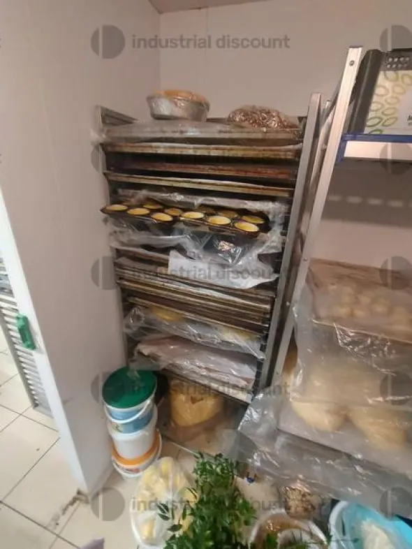 2#9562 Attrezzature e macchinari per pasticceria