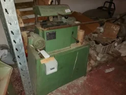 17#8012 Attrezzature e macchinari vari