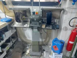 2#8561 Attrezzature e macchine per l'industria calzaturiera