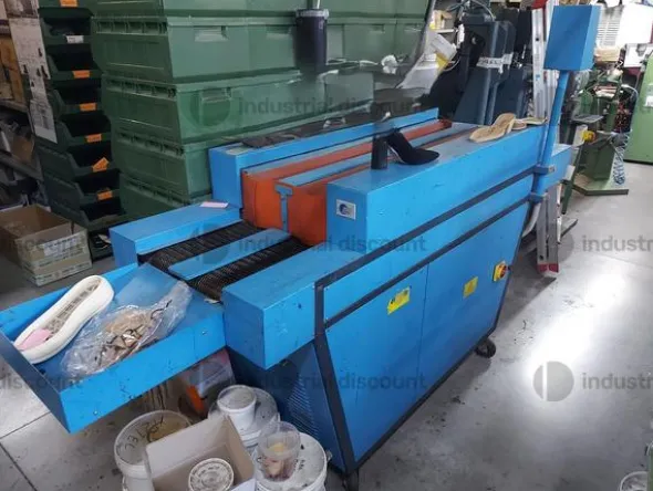 2#8561 Attrezzature e macchine per l'industria calzaturiera