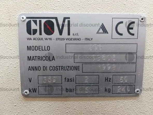 2#8561 Attrezzature e macchine per l'industria calzaturiera