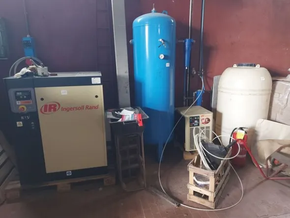 4#81150 Attrezzature e macchine per la viticoltura