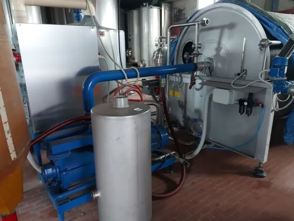 4#81150 Attrezzature e macchine per la viticoltura