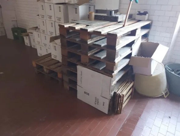 4#81150 Attrezzature e macchine per la viticoltura