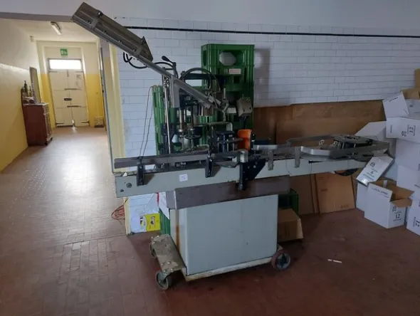 4#81150 Attrezzature e macchine per la viticoltura