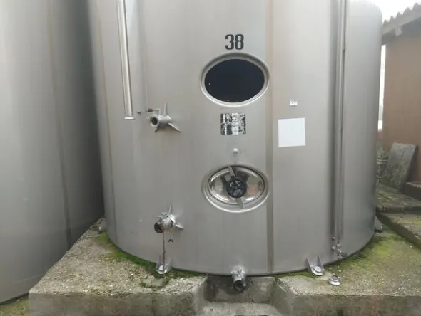 4#81150 Attrezzature e macchine per la viticoltura