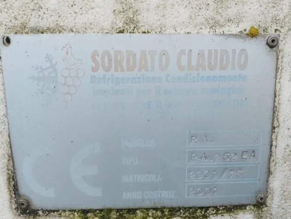 4#81150 Attrezzature e macchine per la viticoltura