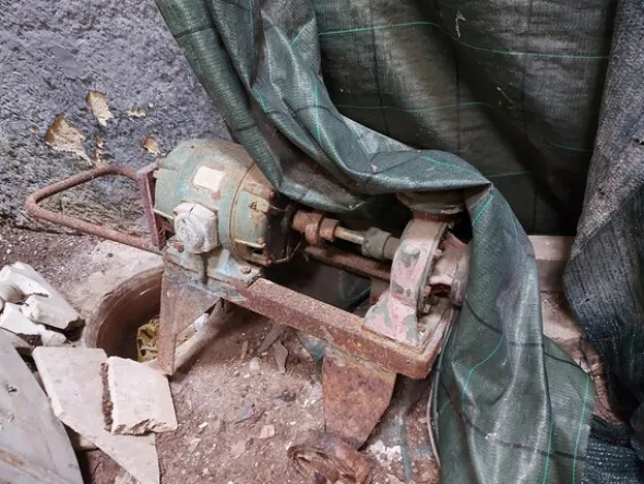 1#7194 Attrezzature e materiale ferroso
