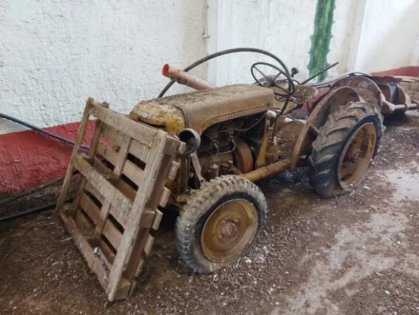 1#7194 Attrezzature e materiale ferroso