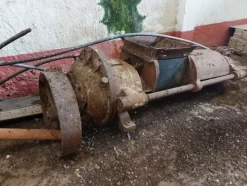 1#7194 Attrezzature e materiale ferroso