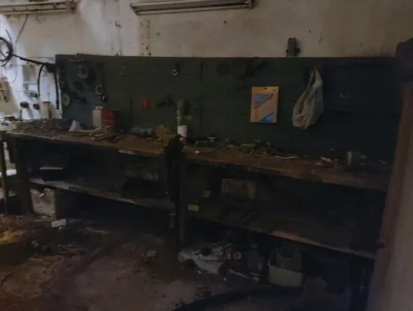 1#7194 Attrezzature e materiale ferroso