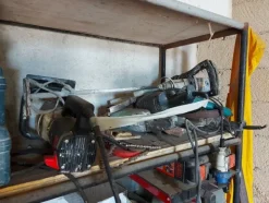 3#7900 Attrezzature e materiali da officina