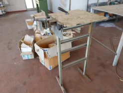 48#7333 Attrezzature e materiali da officina elettrica