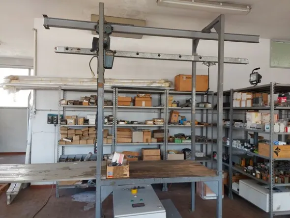 48#7333 Attrezzature e materiali da officina elettrica
