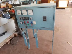48#7333 Attrezzature e materiali da officina elettrica