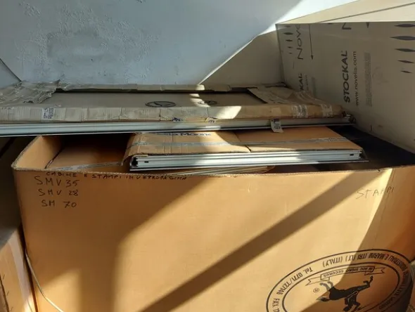 48#7333 Attrezzature e materiali da officina elettrica