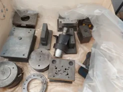 48#7333 Attrezzature e materiali da officina elettrica