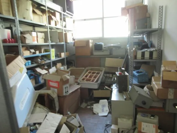 48#7333 Attrezzature e materiali da officina elettrica