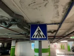 26#7897 Attrezzature parcheggio multipiano