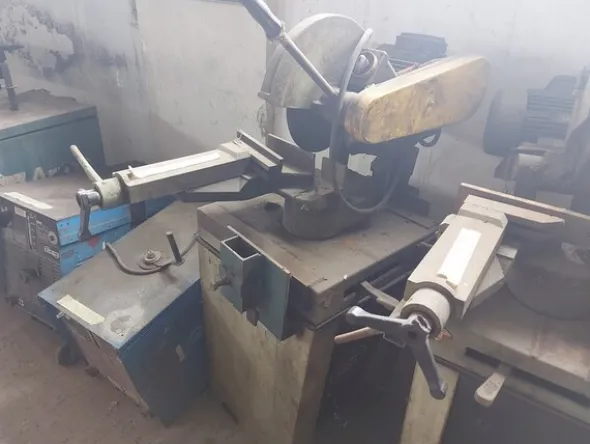 7#6508 Attrezzature per la lavorazione del ferro