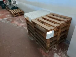 19#7562 Attrezzature per la movimentazione della merce