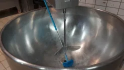 3#6815 Attrezzature per la produzione di formaggi e latticini